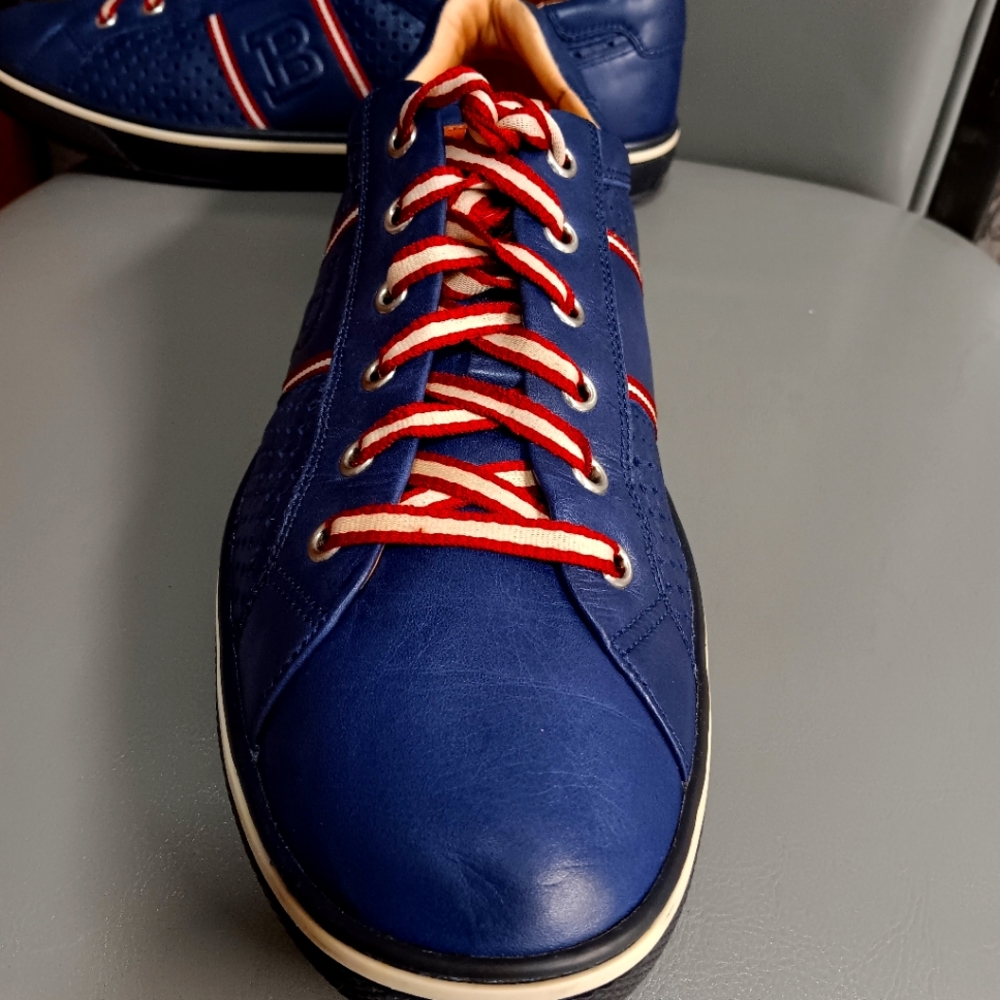 Men Sneakers